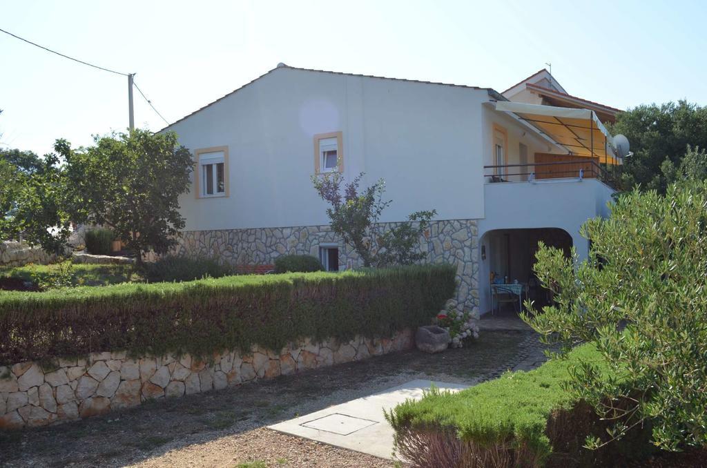 Apartments Krusvina Lun  Εξωτερικό φωτογραφία