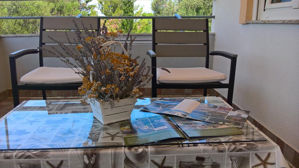 Apartments Krusvina Lun  Εξωτερικό φωτογραφία