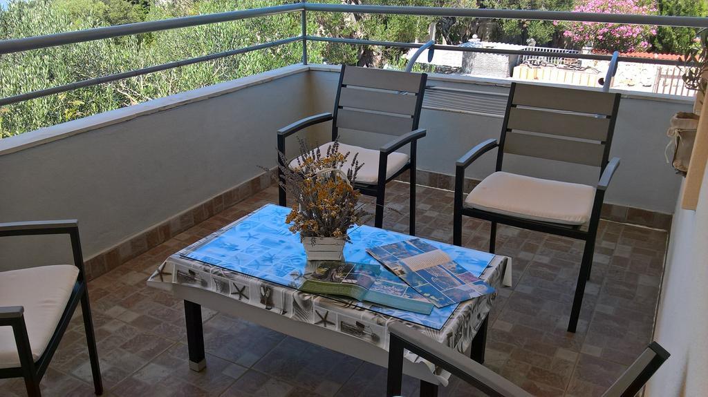 Apartments Krusvina Lun  Εξωτερικό φωτογραφία