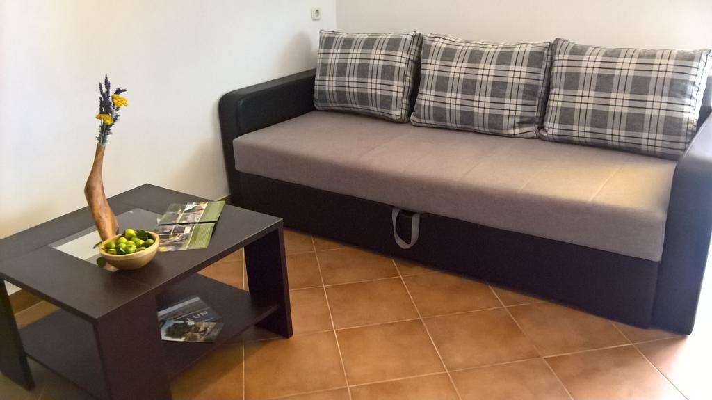Apartments Krusvina Lun  Εξωτερικό φωτογραφία
